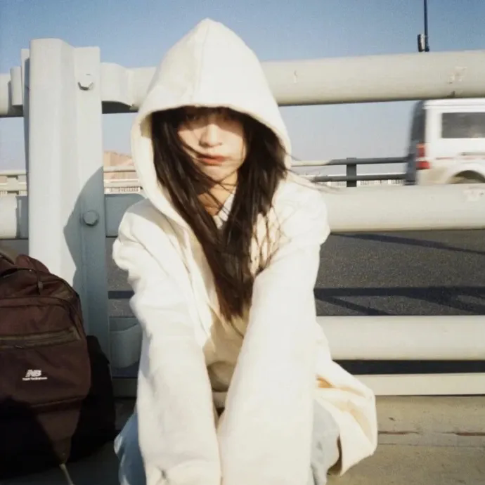 无人渡我过情关